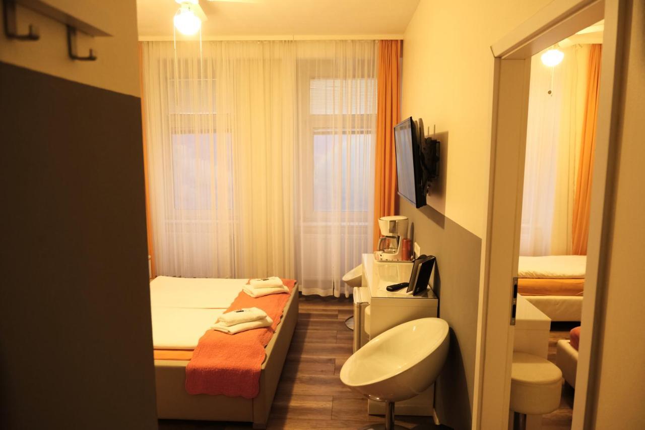 City Gasthaus Pension Berlin 2*